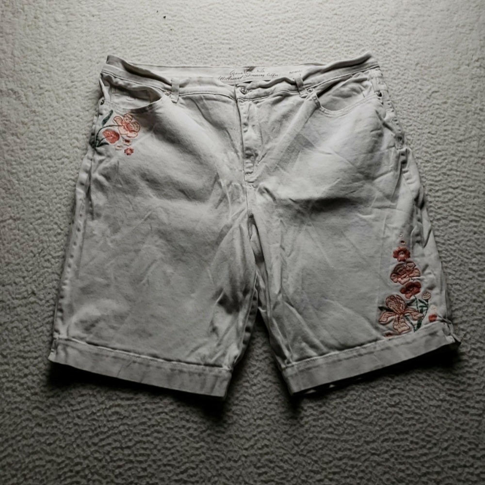 Gloria Vanderbilt Bermuda Shorts Womens 20W White Denim Embroidered Slimming